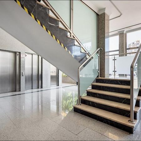 The Black&White Apartment Торемолинос Екстериор снимка