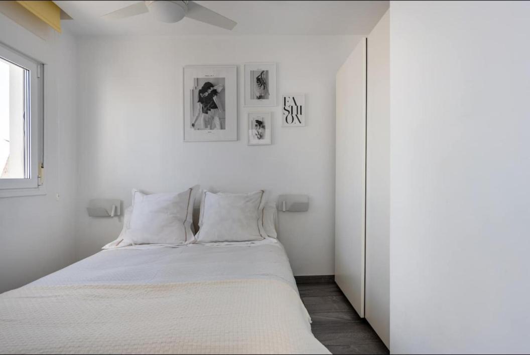 The Black&White Apartment Торемолинос Екстериор снимка